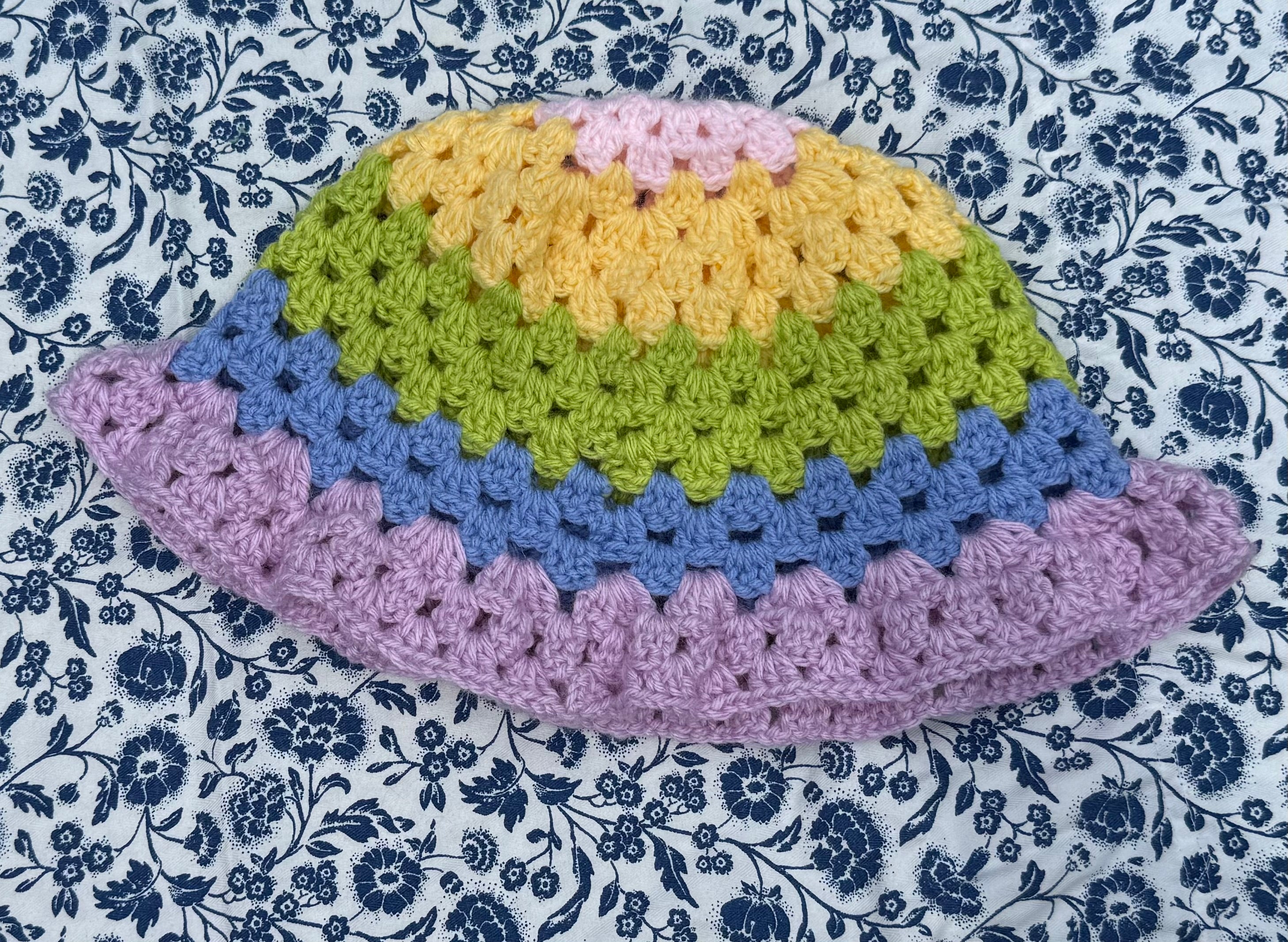 pastel bucket hat
